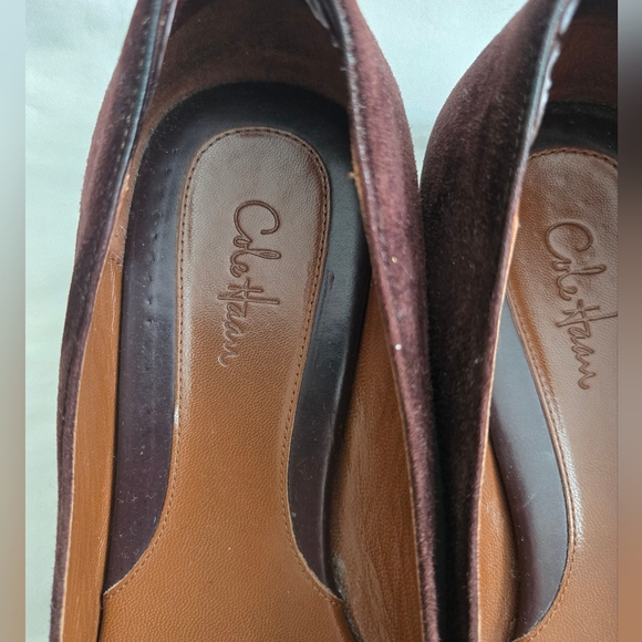 Cole Haan/NIKE AIR 9.5 Brown Suede Classic Flats With Buckle Detail - Picture 2 of 10